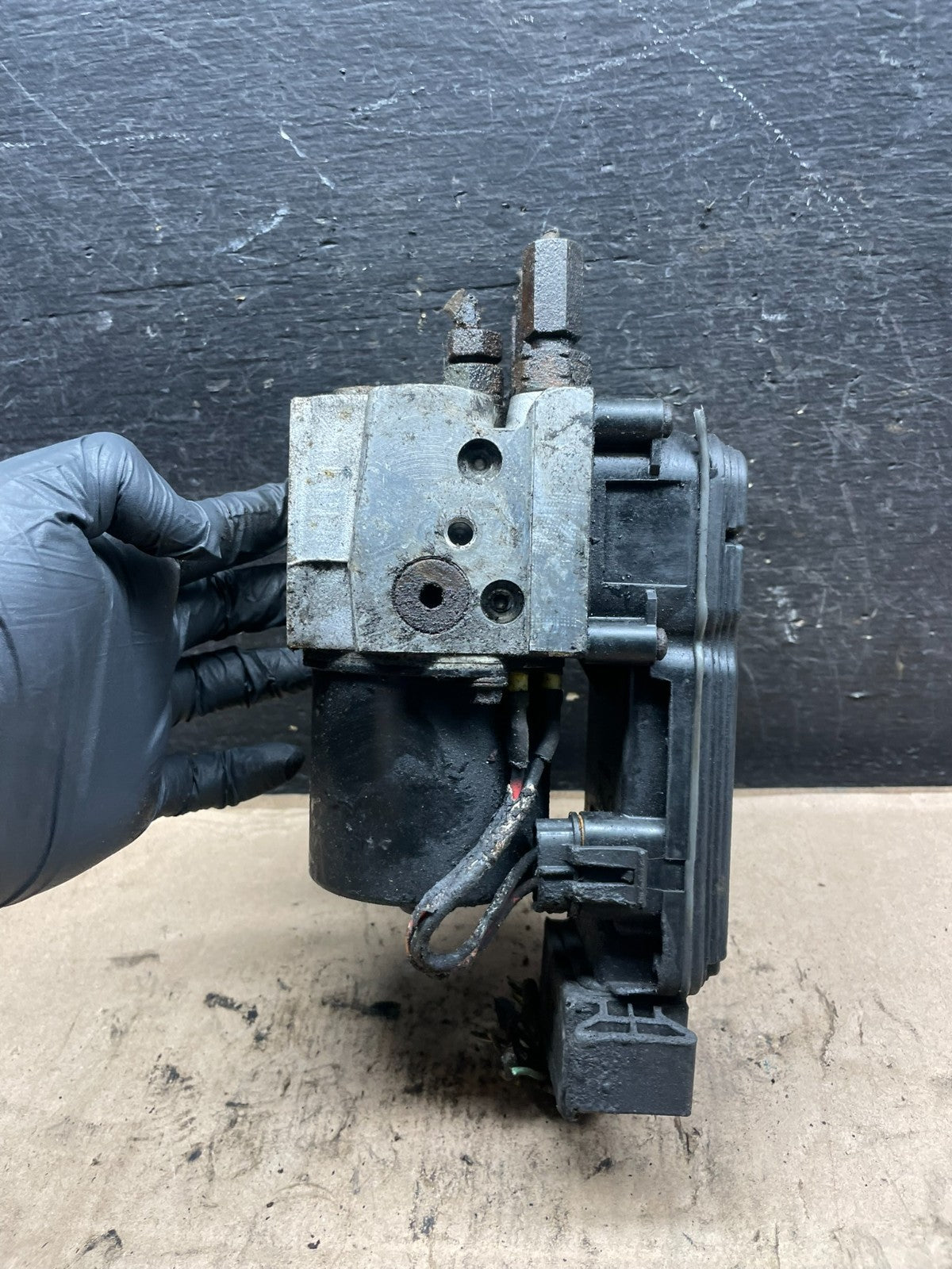 2003 2007 Ford E250 E350 Anti-Lock ABS Antilock Brake Pump s8438 DG3