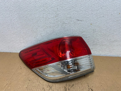 2013 to 2016 Nissan Pathfinder Left Driver Lh Side Tail light AD2400 LK0