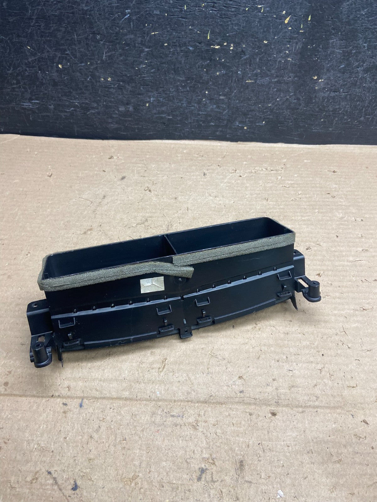 2011 to 2014 Ford Edge Center Dash Radio Panel Air Vent ah5330 DG4