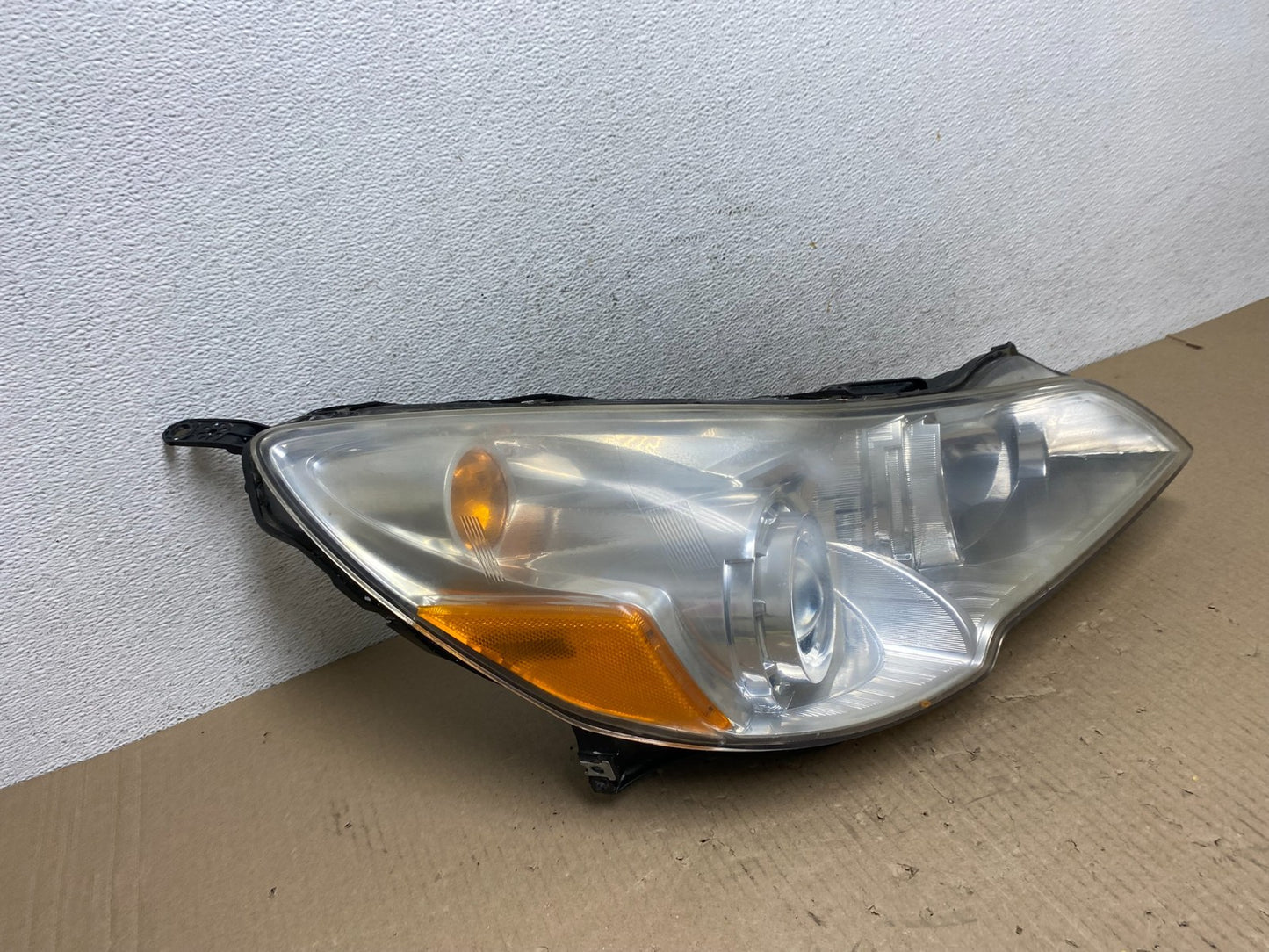 2010-2012 Subaru Legacy Outback Right Passenger Headlight TYC AE9637 DW2