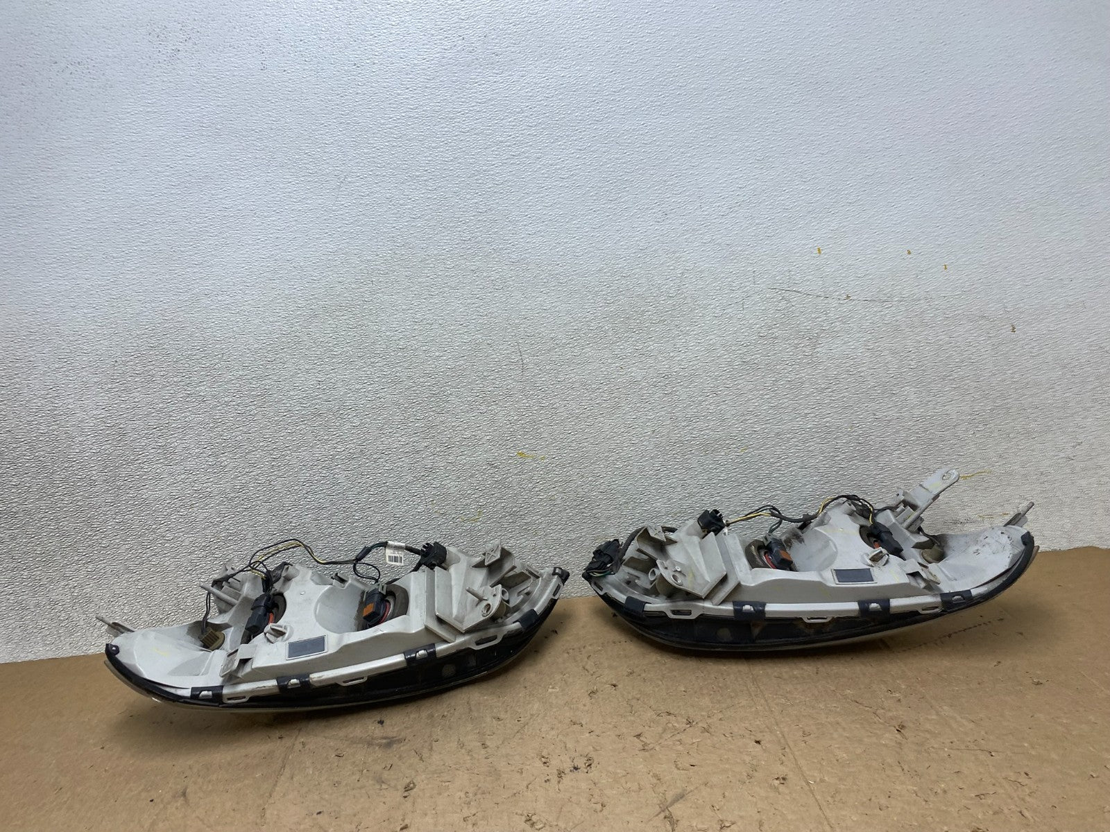 2008 to 2012 Chevrolet Malibu Left+Right Side Set Headlights Oem X2111 DW11
