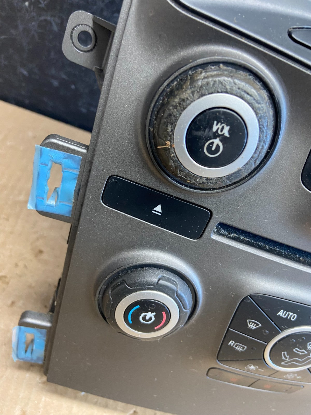 2011-2014 Ford Edge Heater Climate Control Radio CD Control Dash Bezel ae4023 DG1