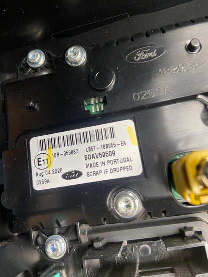 2020 to 2023 Ford Explorer Console Radio Display Screen Air Vents ad2187 DG5