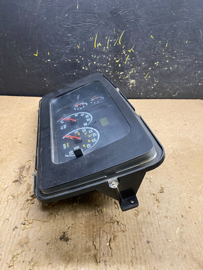 Freightliner Dashboard Instrument Cluster 3319210070 Z96383