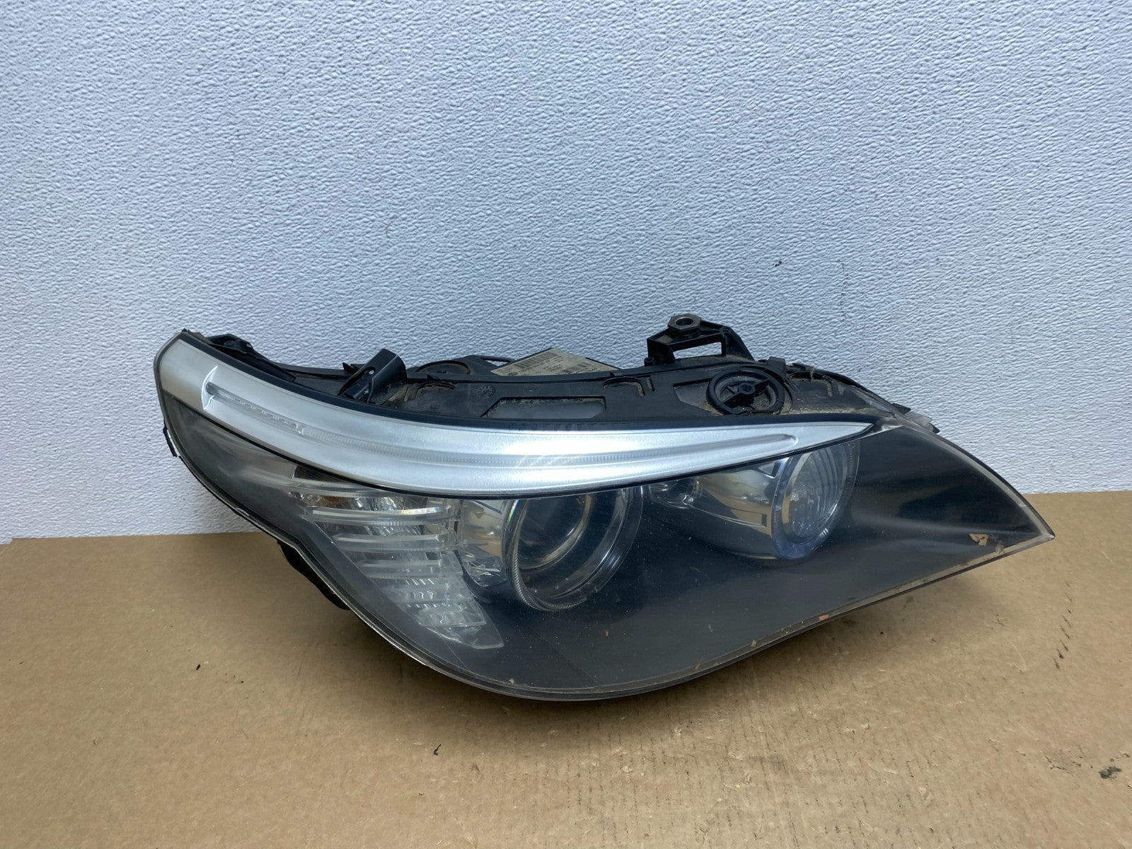 2008 to 2010 Bmw 5 Series 535I 550I AFS Xenon Hid Right Headlight Oem AC1199 DW0