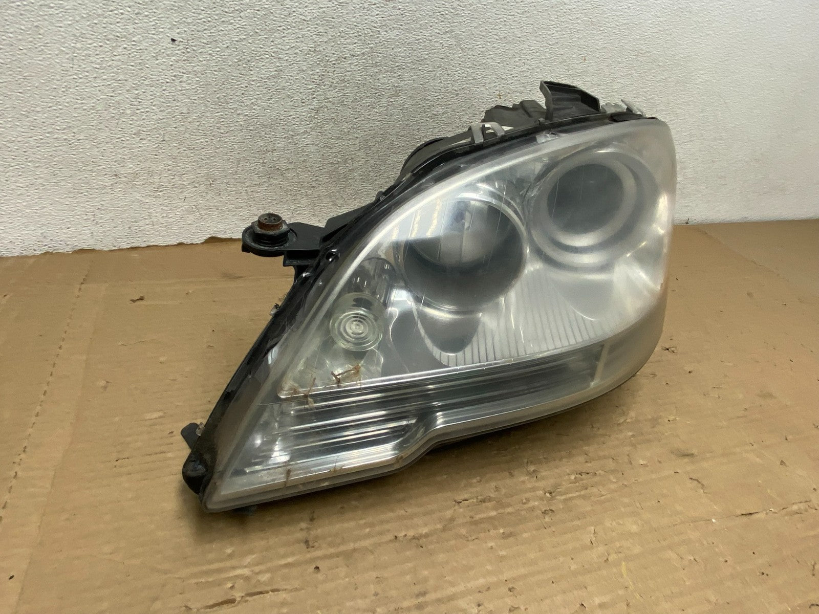 Halogen 2009-2011 Mercedes-Benz ML Class Left Driver LH Headlight AG8274 DW1