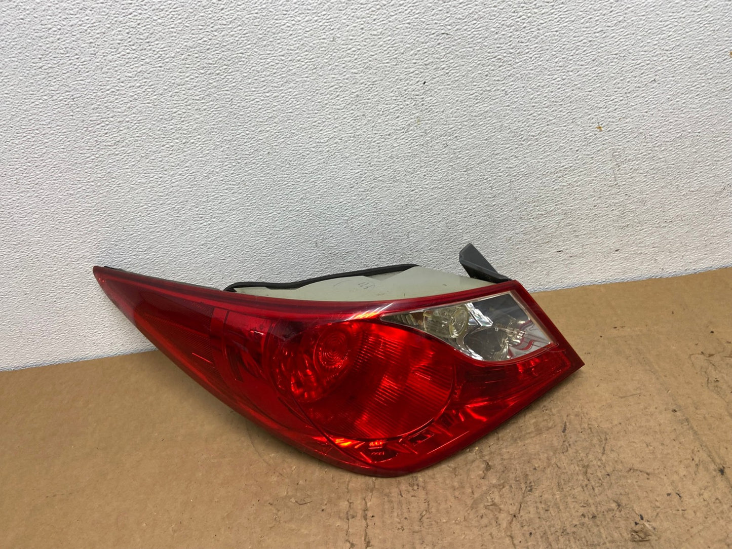 2011 2012 2013 Hyundai Sonata Left Driver LH Side Tail Light AD0540 LK0