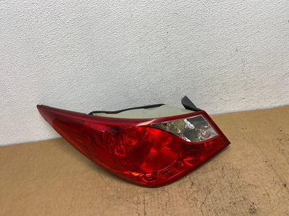 2011 2012 2013 Hyundai Sonata Left Driver LH Side Tail Light AD0540 LK0
