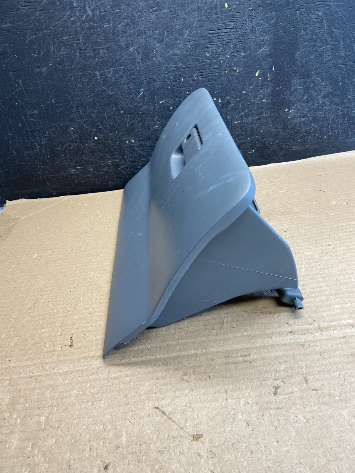 2001-2005 Toyota RAV4 Front Right Passenger Storage Glove Box ah3536 DG2