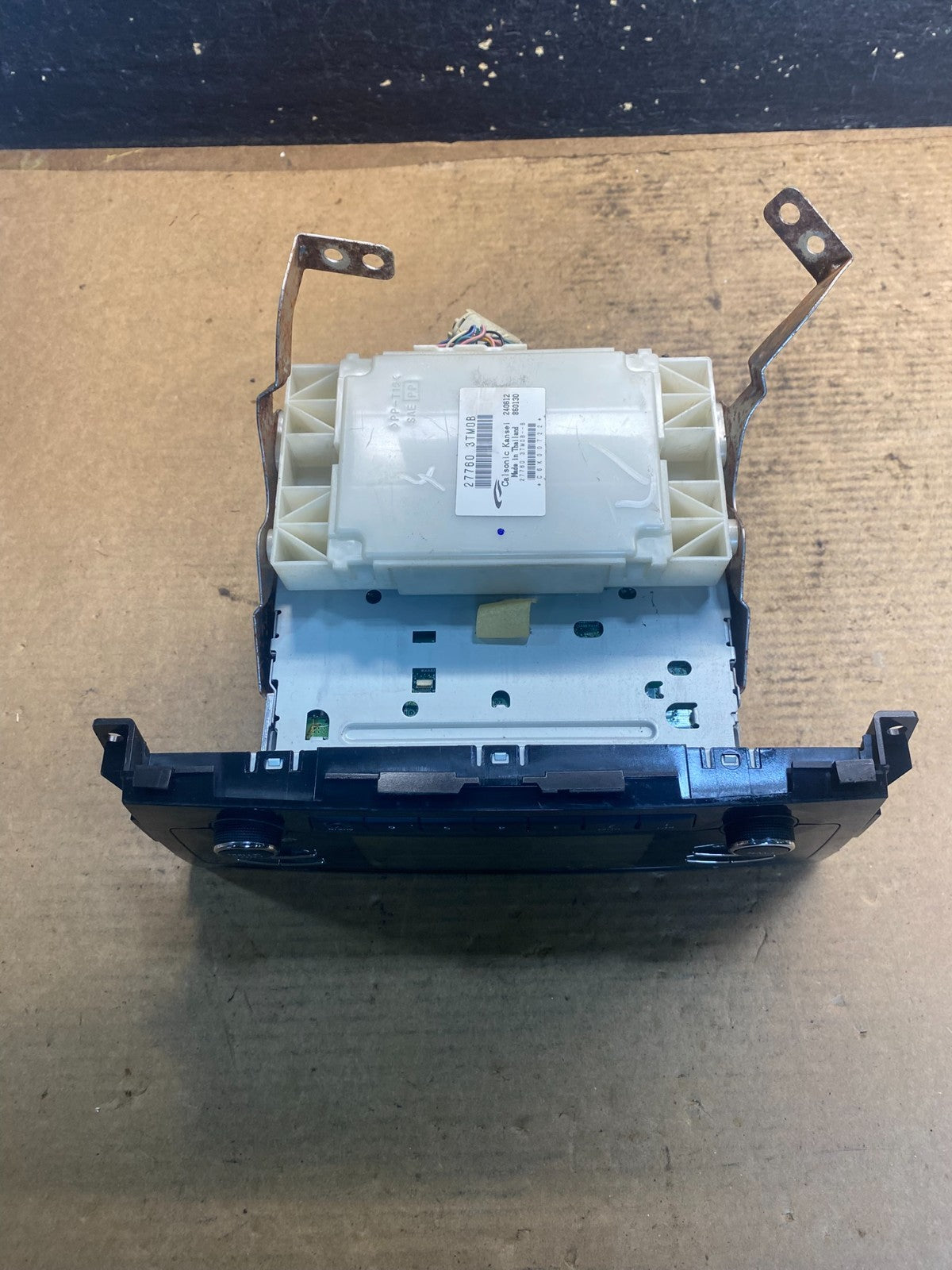 2013 to 2015 Nissan Altima Radio Screen Receiver AM-FM CD Player OEM aa1824 DG7