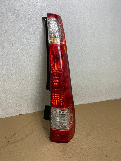 2005 to 2006 Honda Cr-v Crv Right Passenger Side Tail Light AG1053 LK2