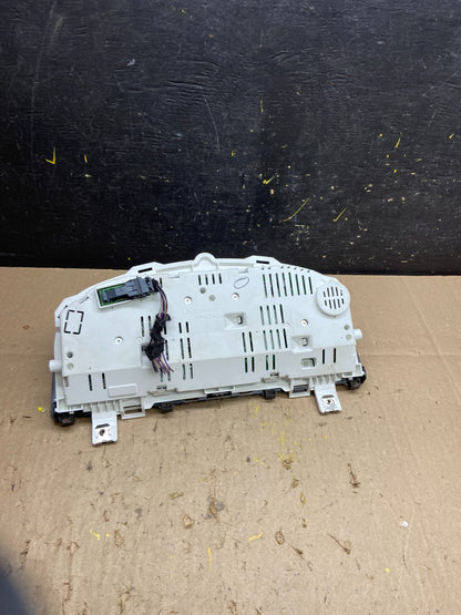 2008 2010 Land Rover LR2 Speedometer Cluster Gauge OEM U4961 DG5