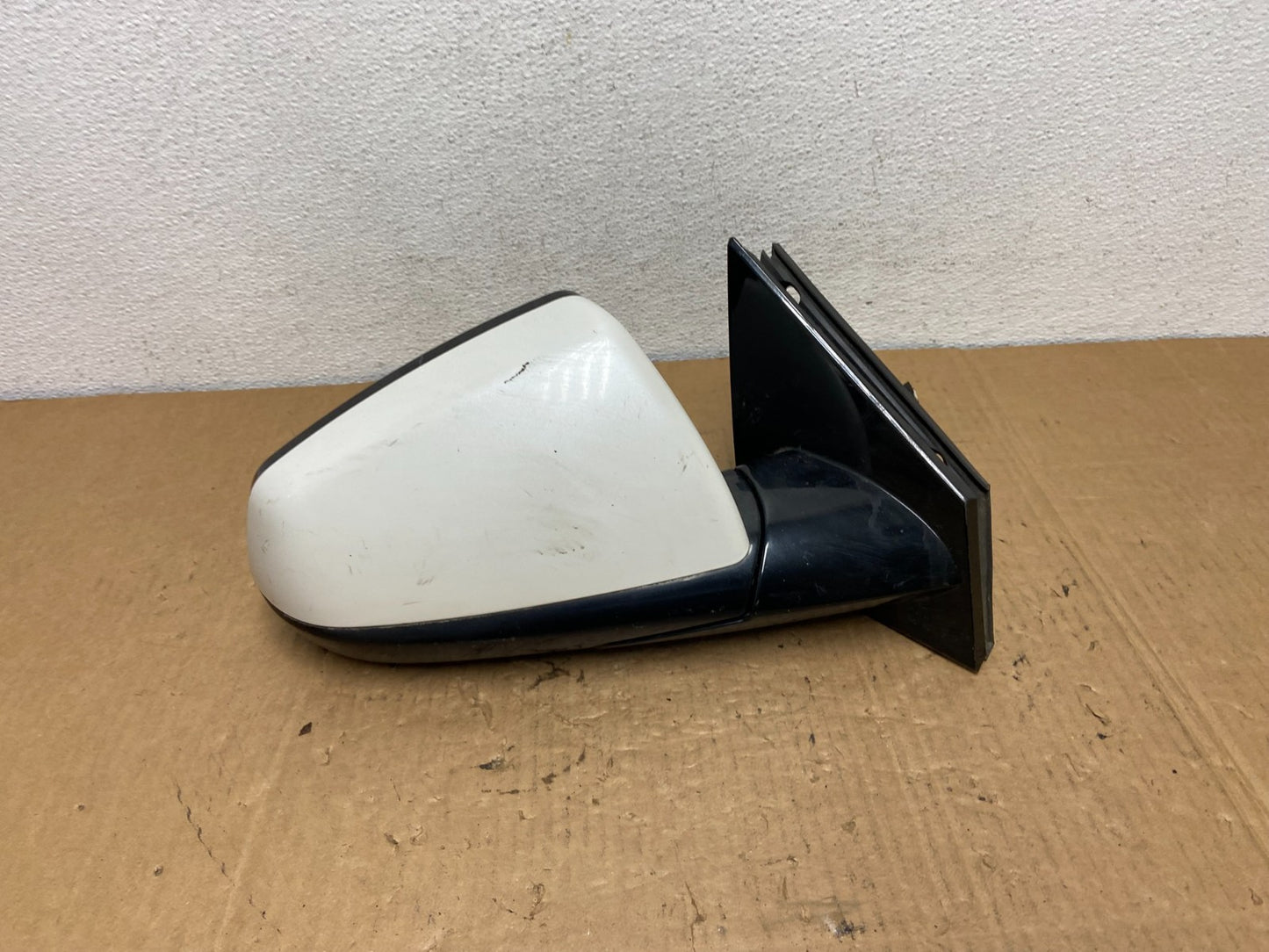 2010 to 2015 Cadillac SRX Right Passenger Rh Side Door Mirror ac7750 DG0