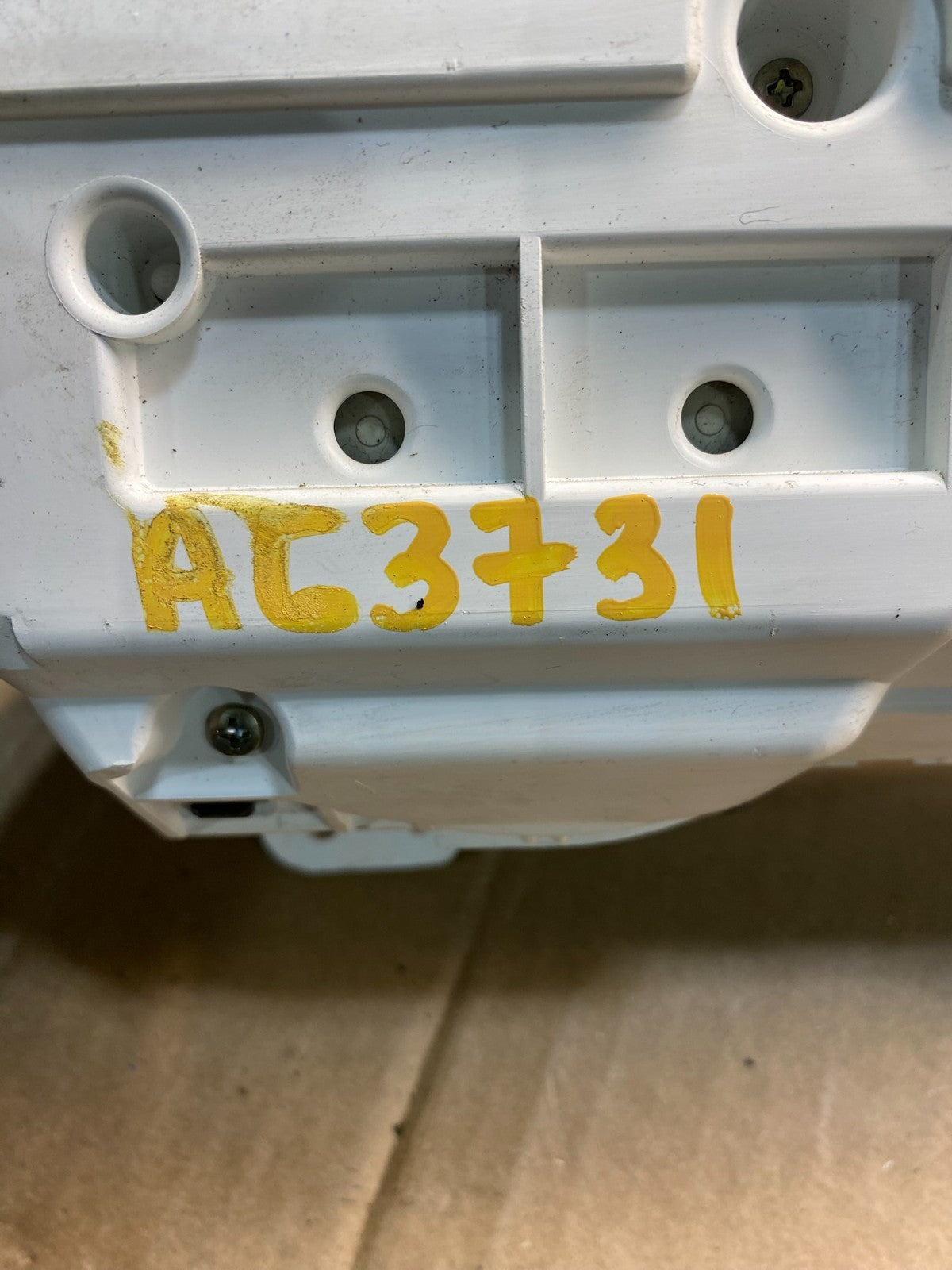 2004 2005 Toyota Sienna Speedometer Cluster Gauge AG3731 DW6