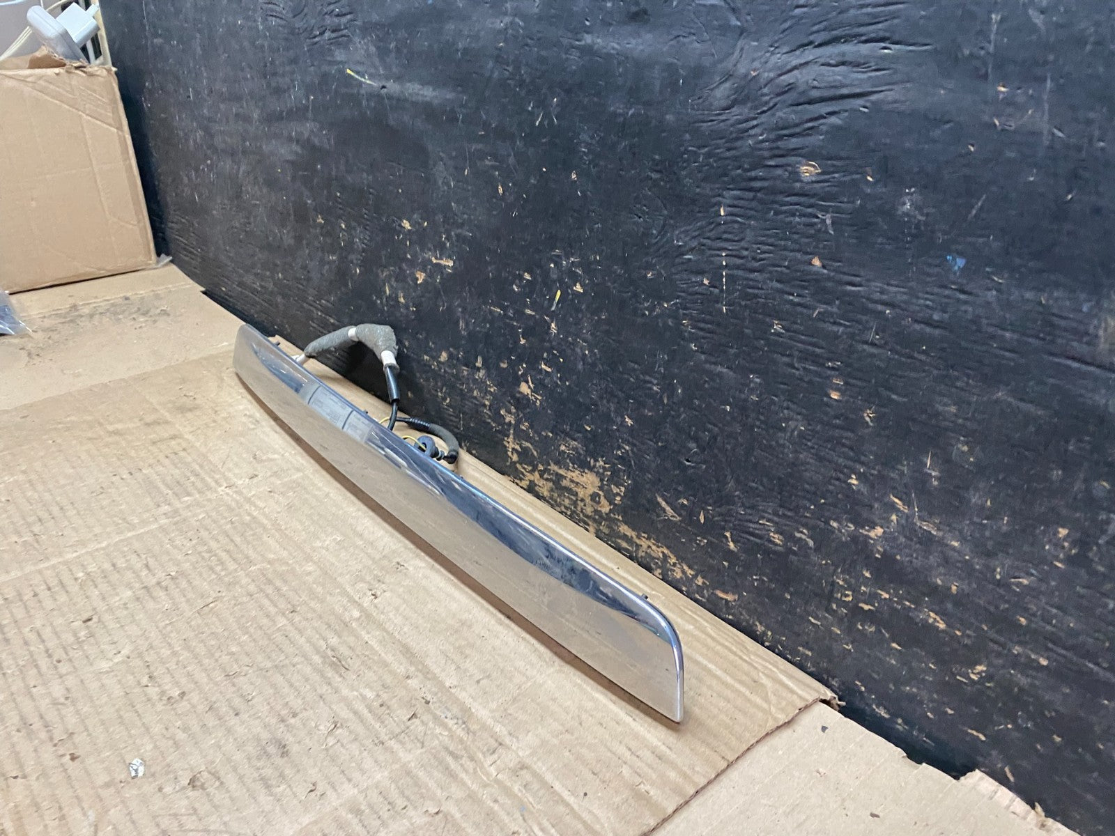 2013 to 2015 Nissan Pathfinder Rear Trunk Liftgate Handle Trim Camera v3399 DG1