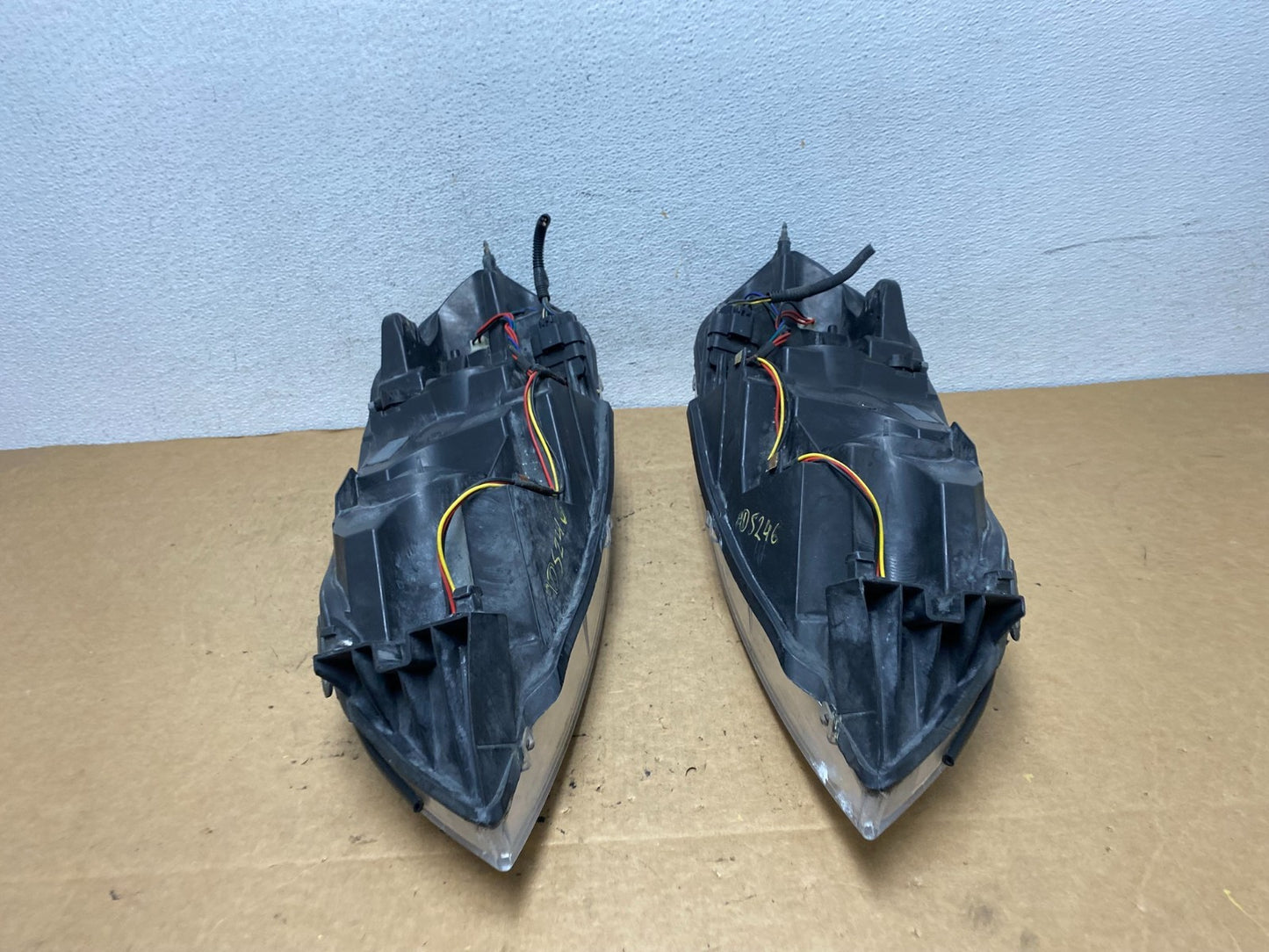 2006 - 2013 Chevrolet Impala Left+Right Set Headlights Halogen AD5246 DW10