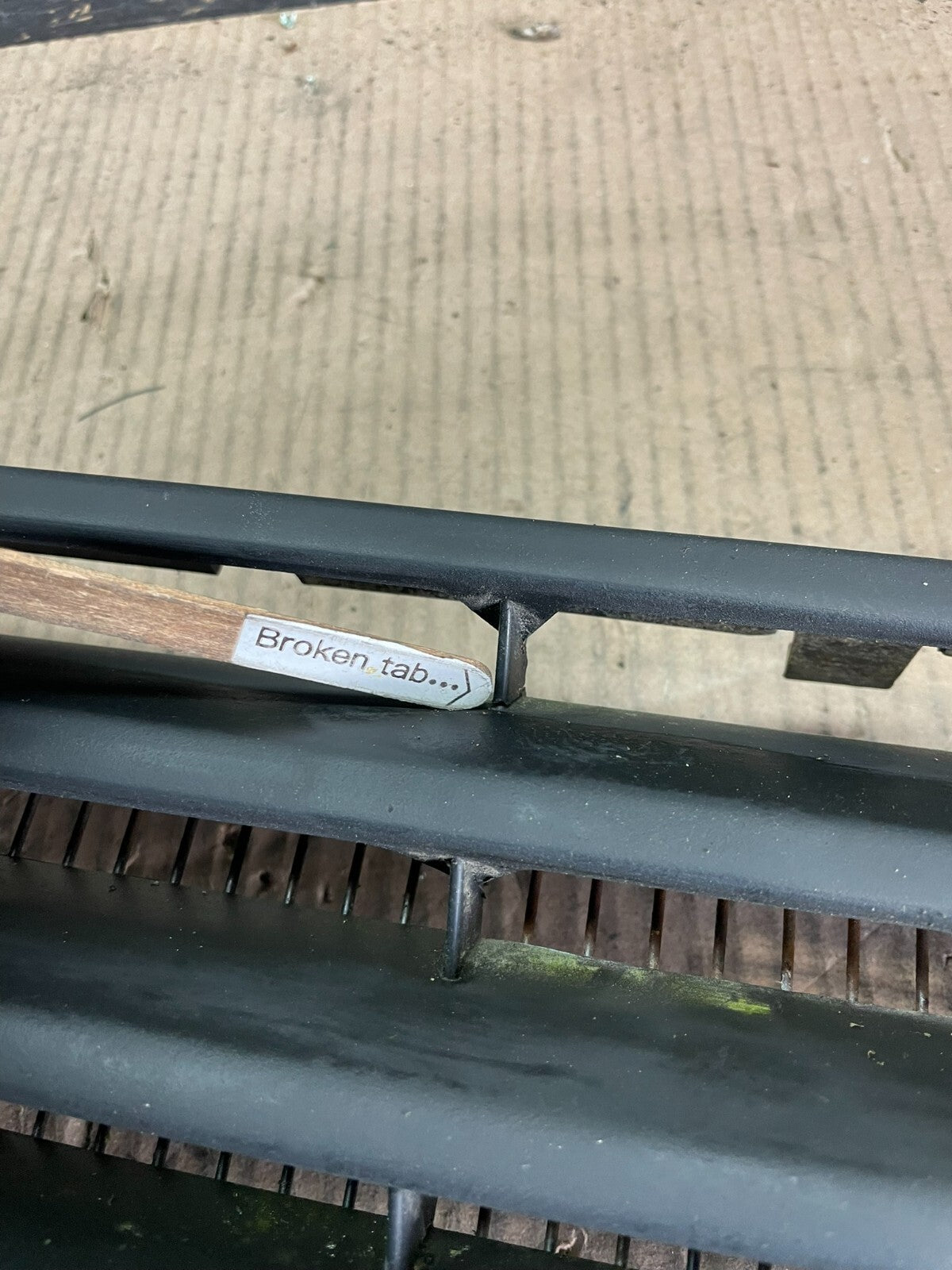 1987 to 1991 Land Rover Range Classic Front Upper Grill Grille J3537 DG4