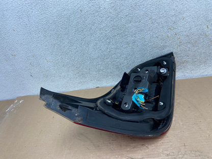 2008 2009 2010 BMW 5 525i 530i Right Passenger Rh Tail Side Light AH9493 LK7
