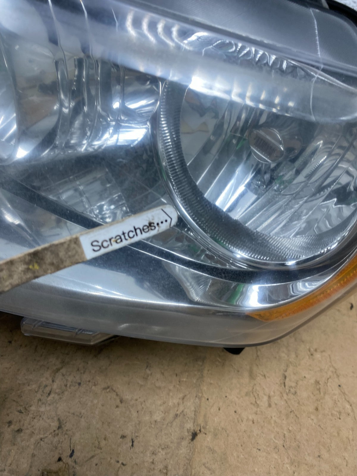 2011 to 2013 Jeep Grand Cherokee Halogen Left Driver Lh Headlight AD0520 DW3
