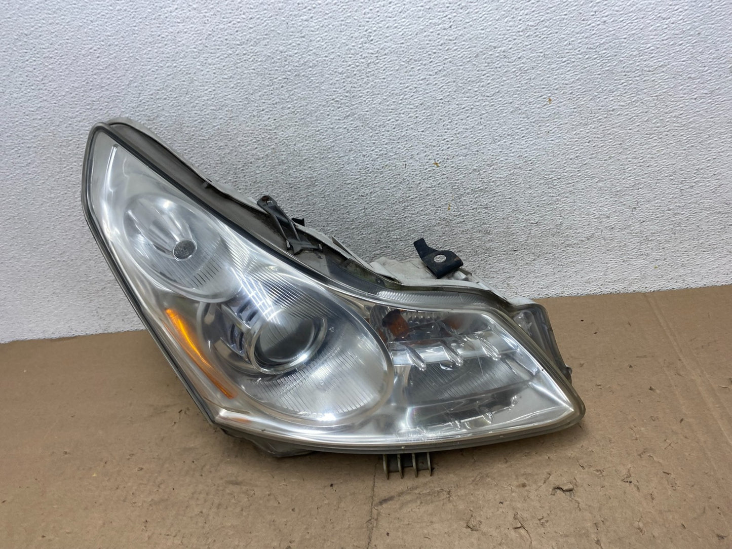 2007-2009 Infiniti G35 G37 Right Passenger Hid Xenon Headlight Sedan AG5645 DW1