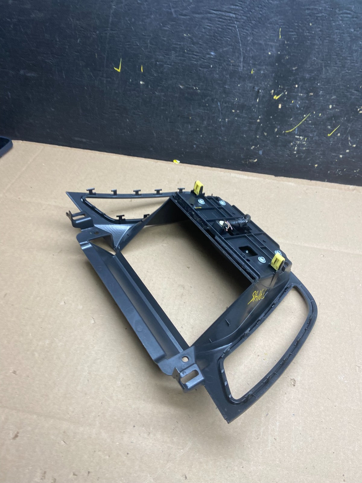 2013 2014 2015 2016 Ford Escape Dash Radio Control Panel Bezel t9148 DG3