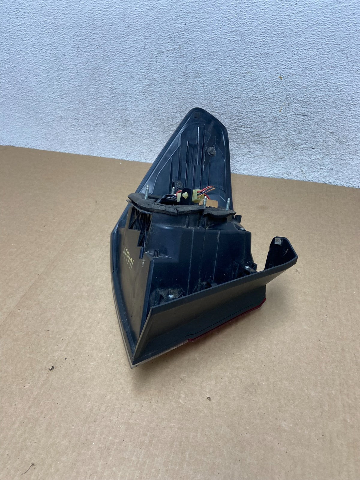 2010 to 2014 Subaru Legacy Right Passenger Rh Side Tail Light AF9491 DW5