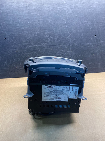 2009 to 2011 Lexus IS250 Screen Radio AM-FM CD Tuner Head Unit AG7351 DG4