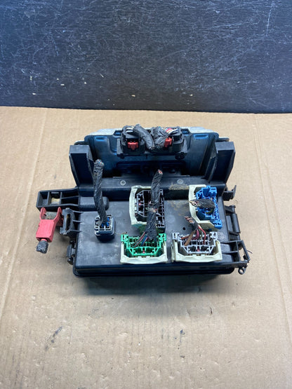 2006 Dodge Magnum Engine Fuse Box p04692031am AG1495 DW0