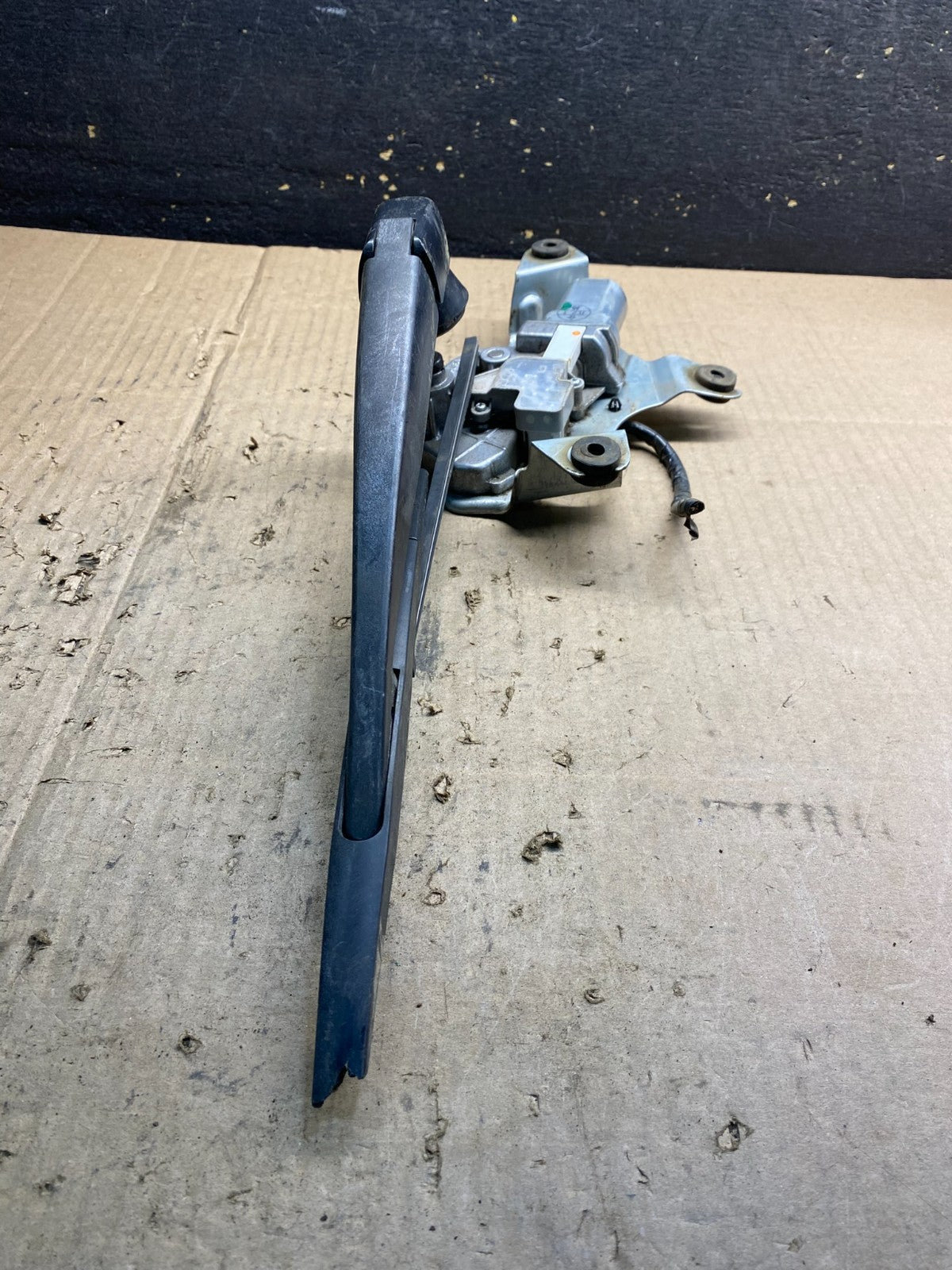 2011 to 2017 Nissan Quest Rear Wiper Motor AB03882