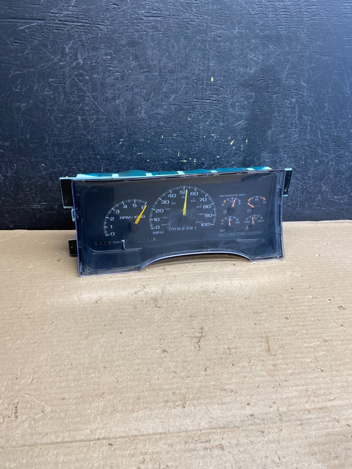 1995-1999 Silverado/Sierra/Yukon/Tahoe Speedometer Instrument Cluster AH3927 DG0