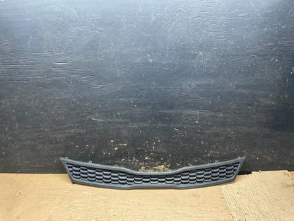 2016 to 2017 Kia Rio Front Grille Grill 863501W710 V9244 DG0