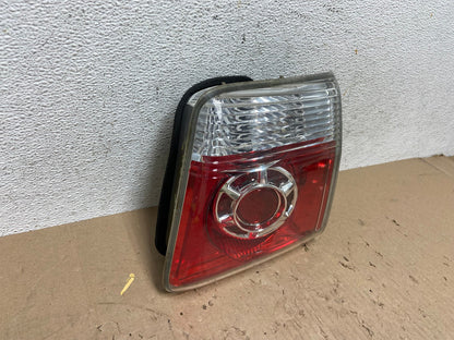 2007 to 2012 GMC Acadia Right Passenger Rh Hatch Tail Light Inner AE8887 LK2