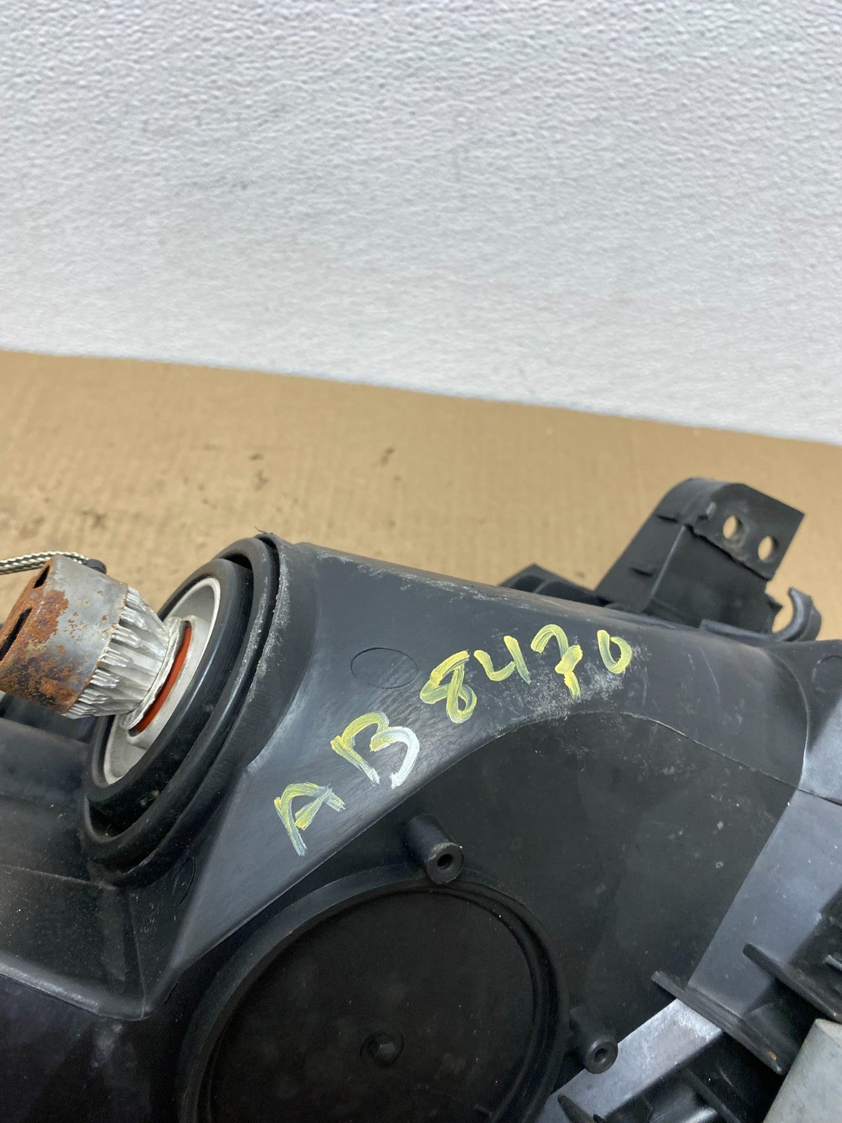 Sedan 2010 2011 2012 Nissan Altima Left Driver Side Headlight AB8470 DW9