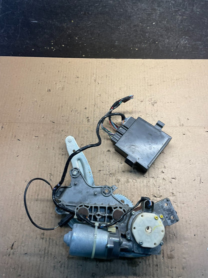 2007 2008 Acadia Enclave Escalade Suburban Liftgate Door Module Motor v2447 DG6