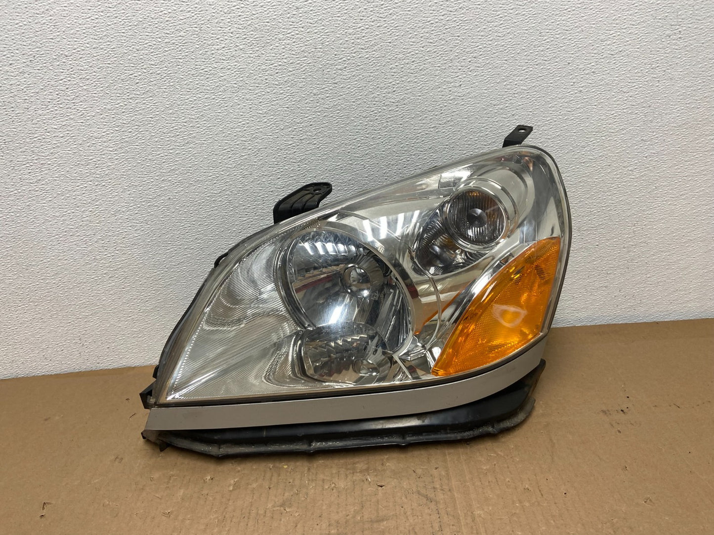 2003 2004 2005 Honda Pilot Left Driver LH Side Halogen Headlight AB6543 DW0