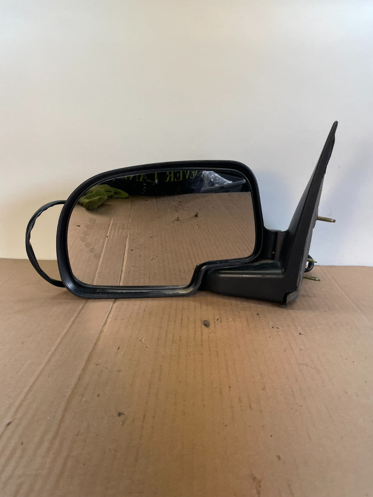 2003-2006 Chevrolet Tahoe Suburban Left Driver LH Turn Door Mirror AG7756 DW8