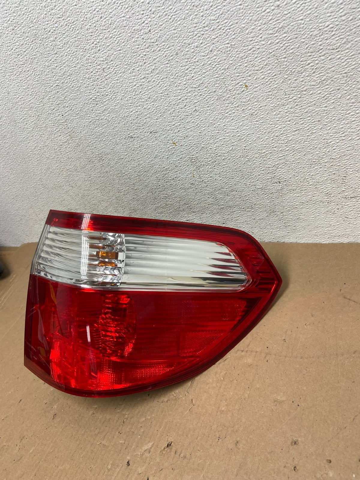 2005 2006 2007 Honda Odyssey Right Passenger RH Side Tail Light AD6505 DW1