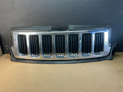 2011 to 2013 Jeep Grand Cherokee Front Upper Grill Grille AD0228 DG0