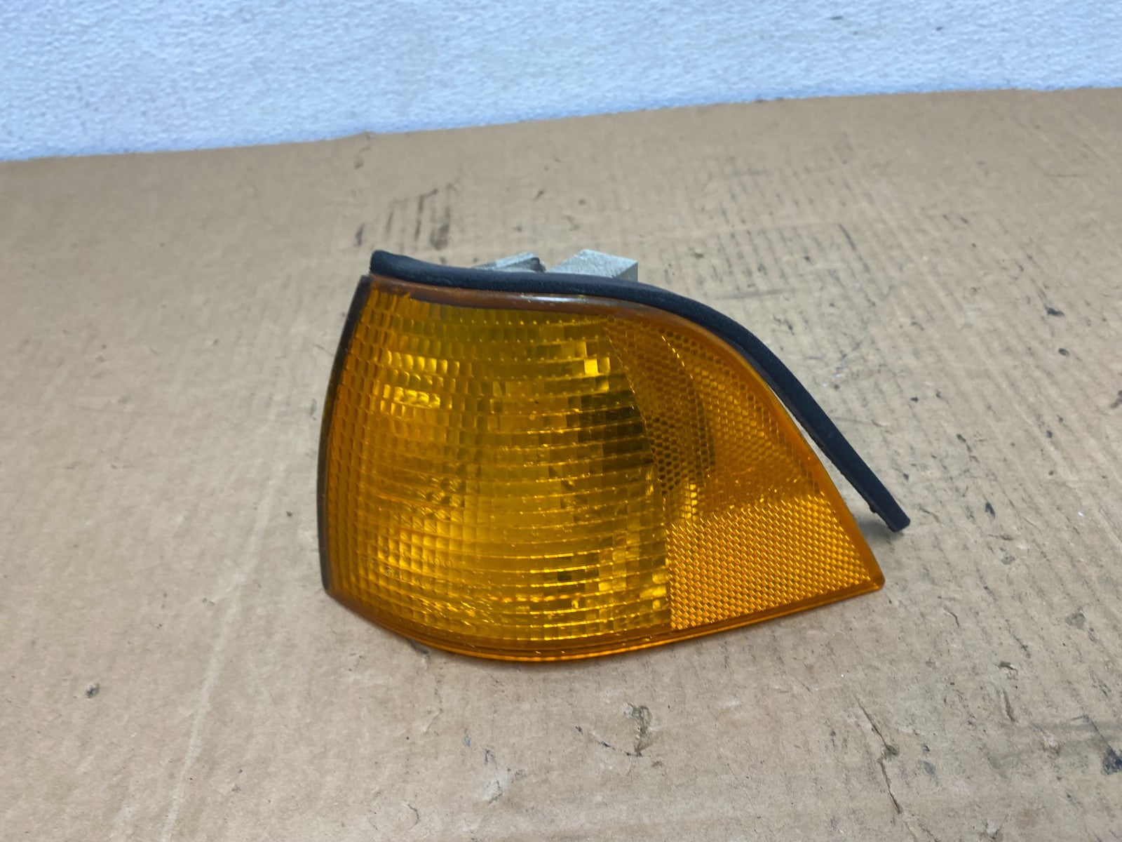 1992-1999 BMW 3 Series M3 Coupe Convertible Left Driver Turn Signal AC7743 DG0