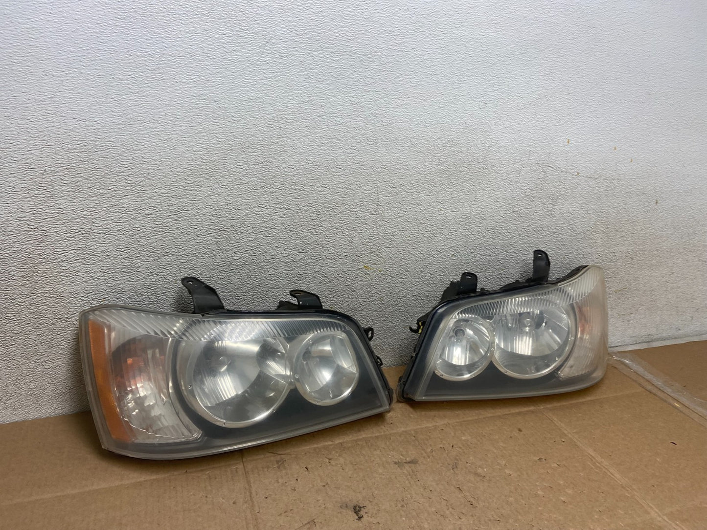 2001 2002 2003 Toyota Highlander Headlights Left+Right Side Oem Y8768 DW2