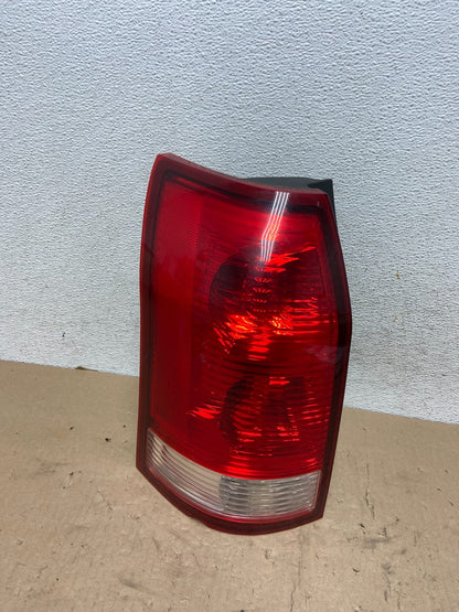 2004 2005 2006 2007 Saturn Vue Left Driver Lh Side Tail Light AG5497 LK0