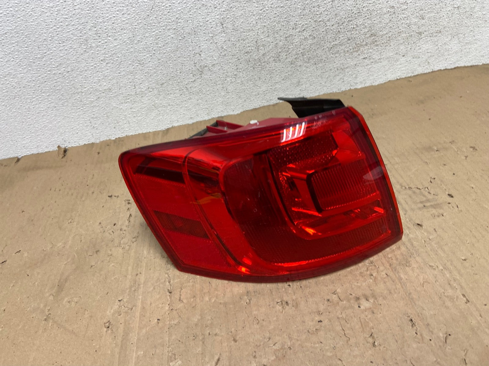 2011 to 2014 Volkswagen Jetta Left Driver LH Side Tail Light AE9335 LK0