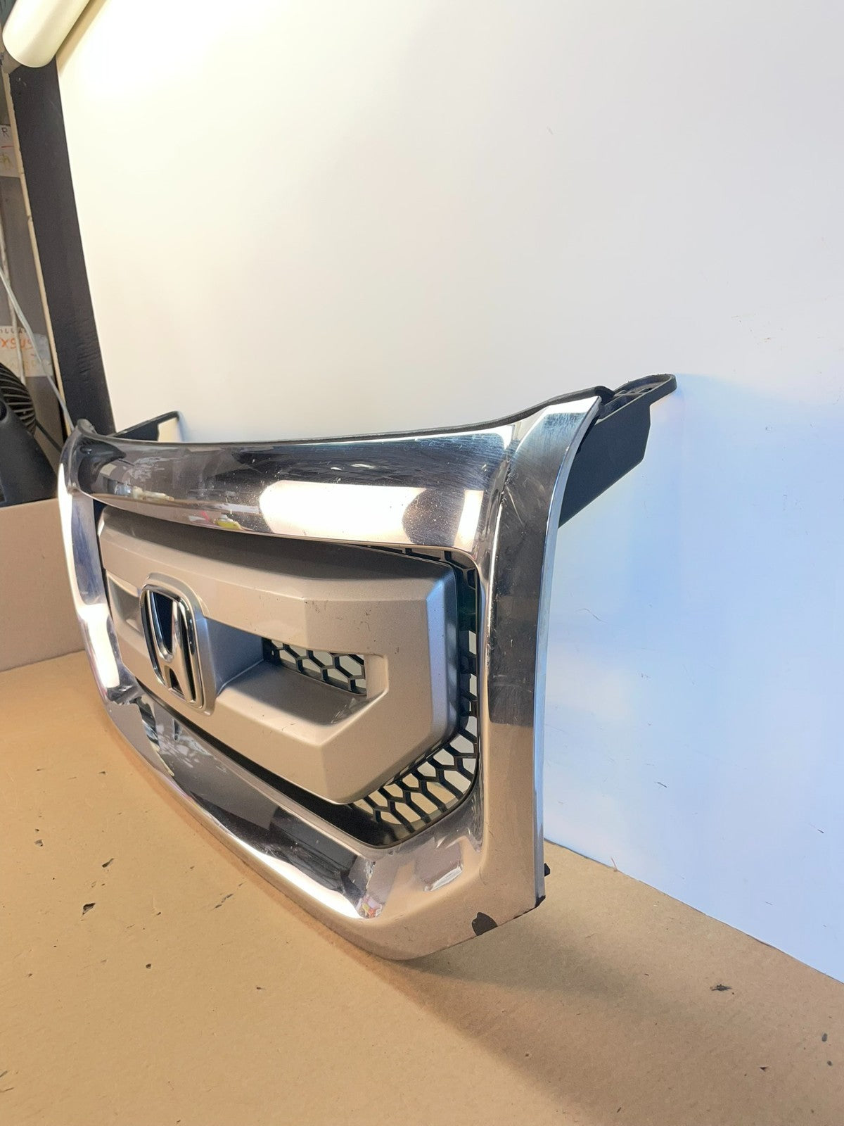 2009 to 2011 Honda Pilot Front Upper Grill Grille AH0406 DG1