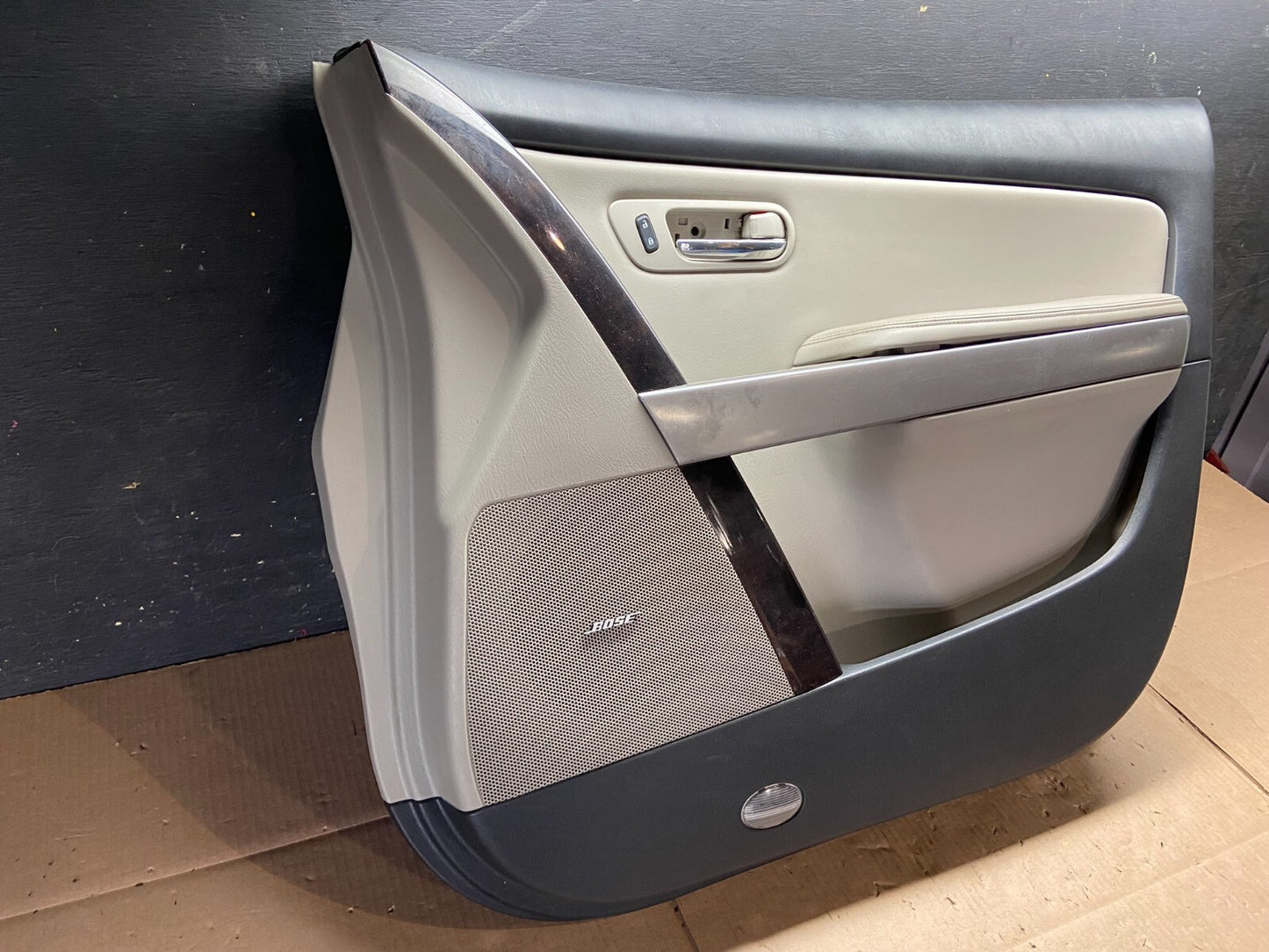 2010 to 2012 Mazda Cx-9 Front Right Passenger Rh Panel Door Trim Oem C2221 PS1