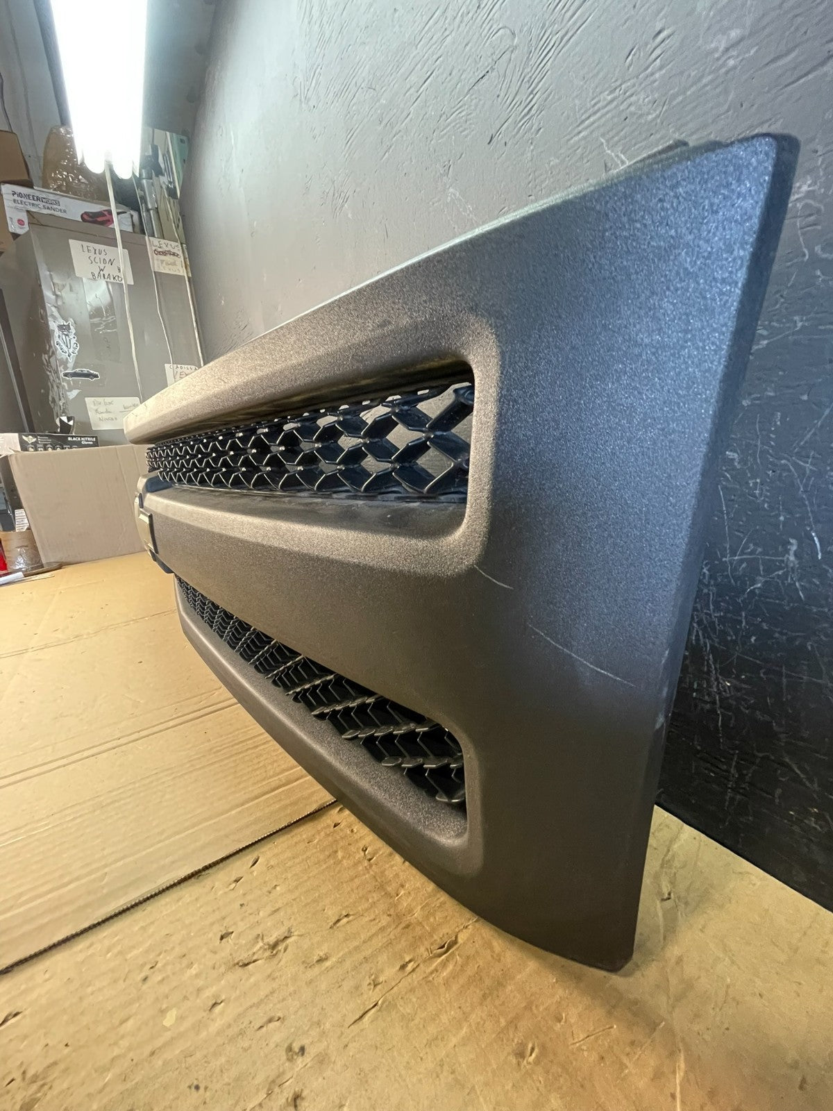 2007 to 2013 Chevrolet Silverado 1500 Front Chrome Grille Grill AC5306 DG1
