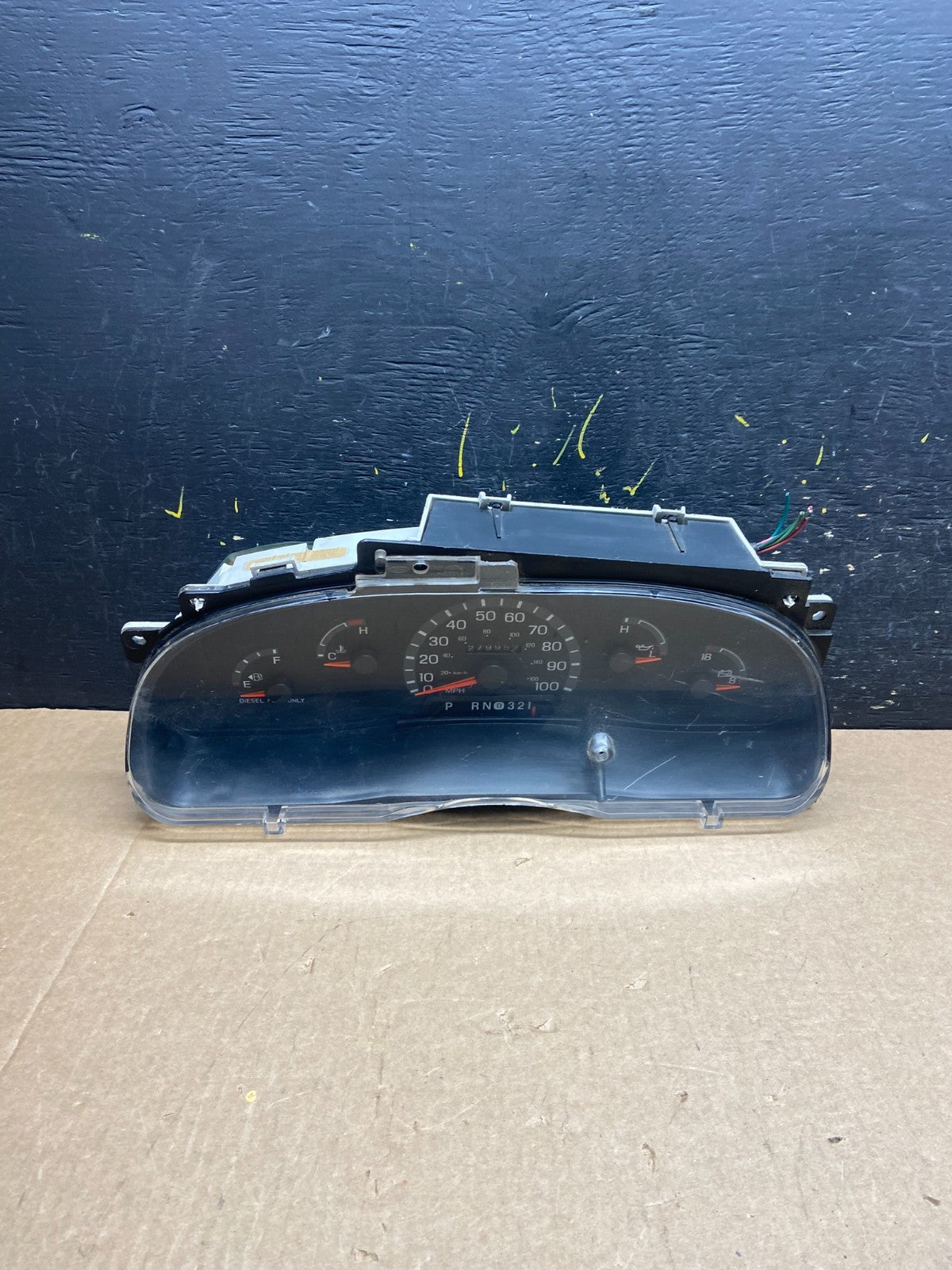 2001 - 2002 Ford Econoline E250 E350 Van Speedometer Instrument Cluster x6611 DG0