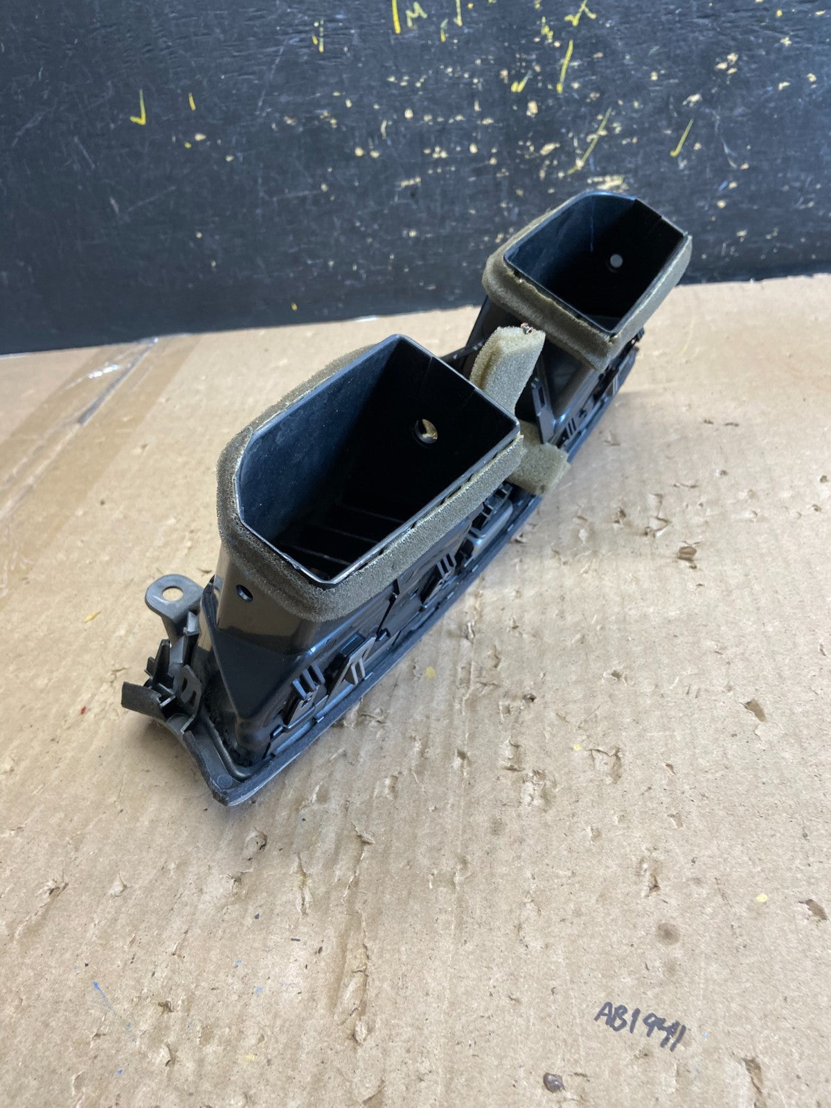 2013 to 2015 Nissan Sentra Air Vents Top Dash Center W/Hazzard Switch ab2284 DG4