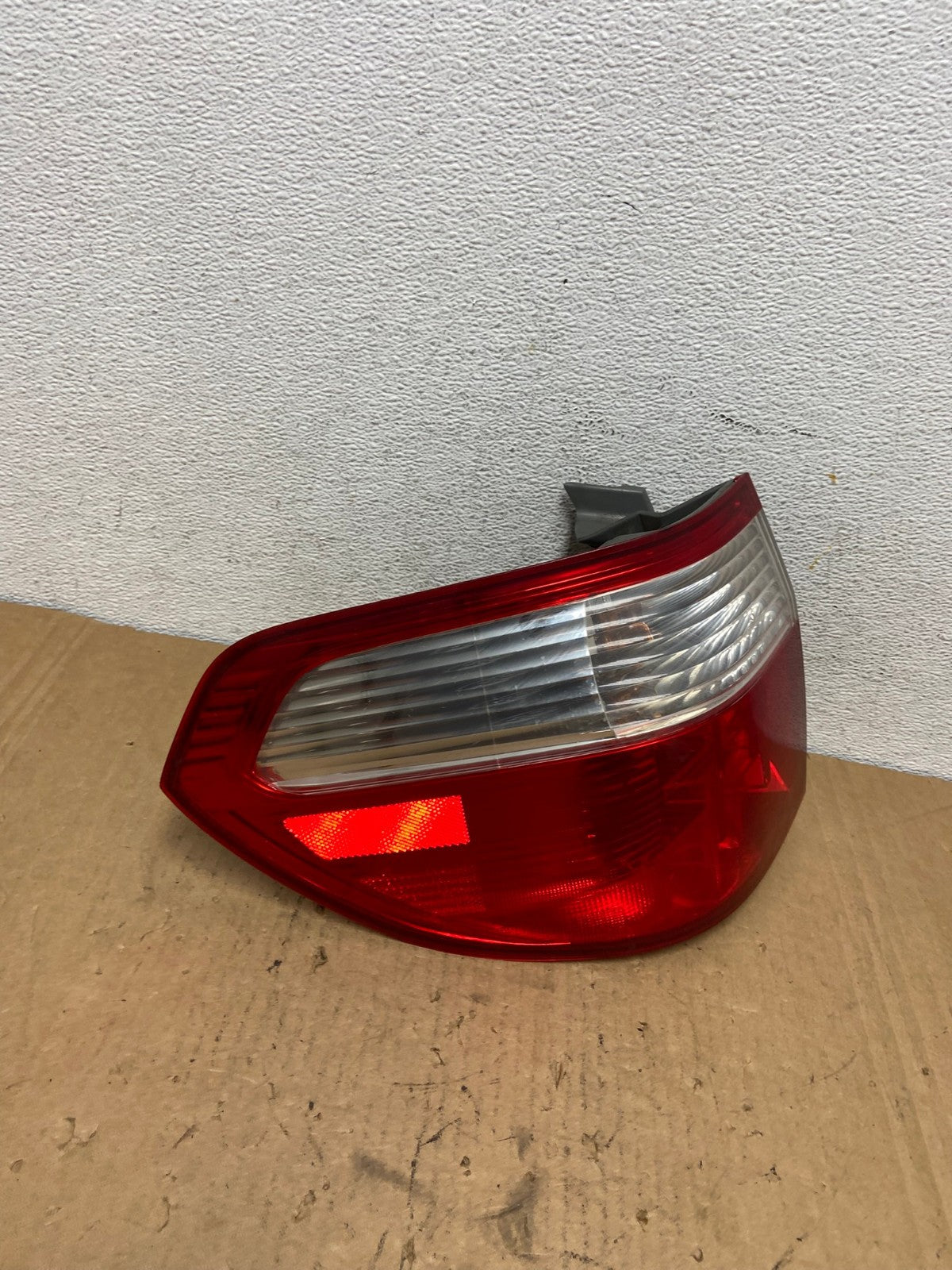 2005 2006 2007 Honda Odyssey Left Driver LH Side Tail Light AD3138 LK2