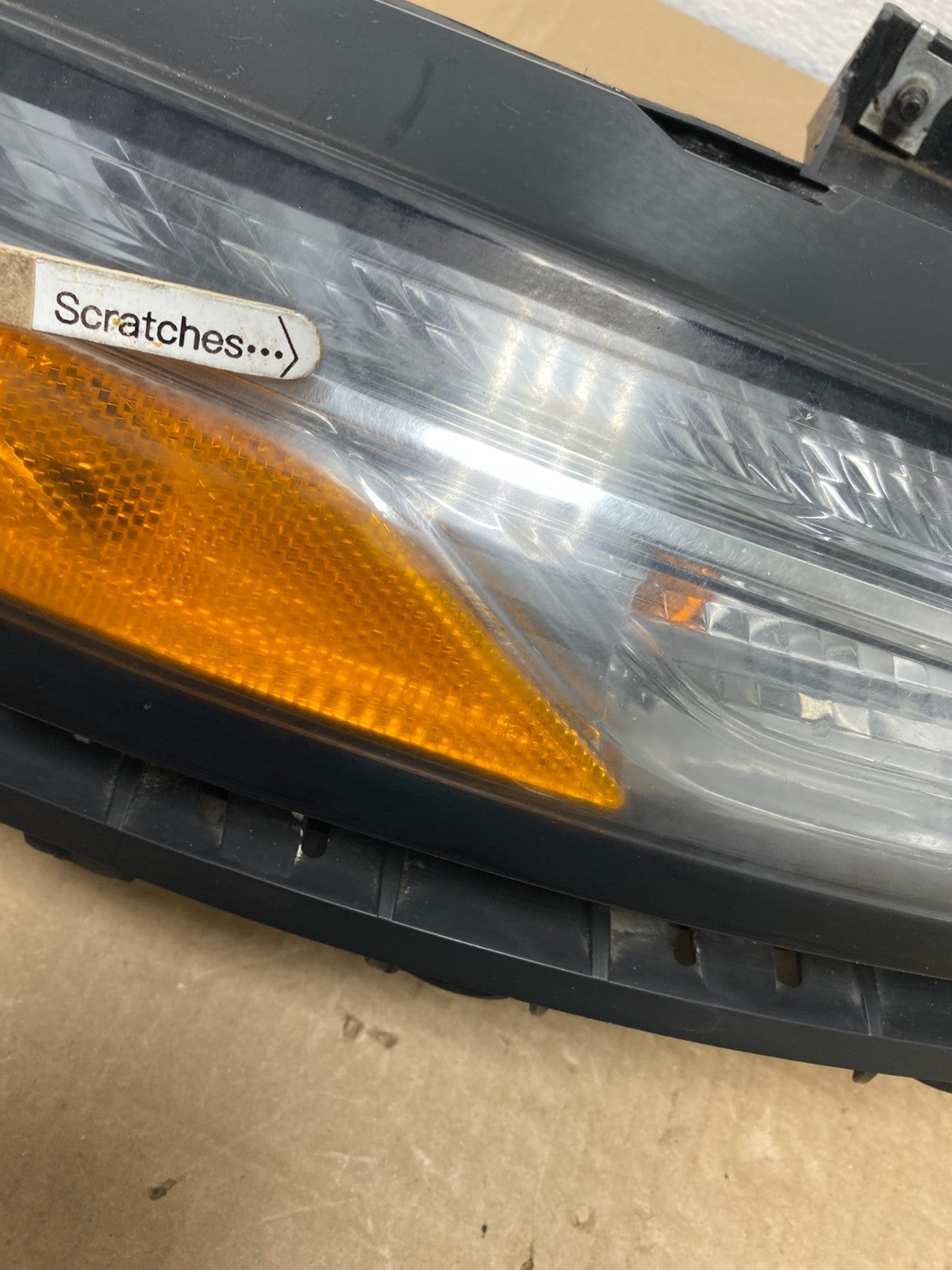 2014 - 2018 Jeep Cherokee Right Passenger RH Side LED Headlight Oem AC3805 DW3