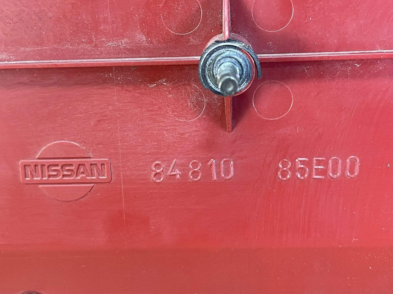 1989 Nissan Maxima Center Trunk Tail Light AE8718 DG4